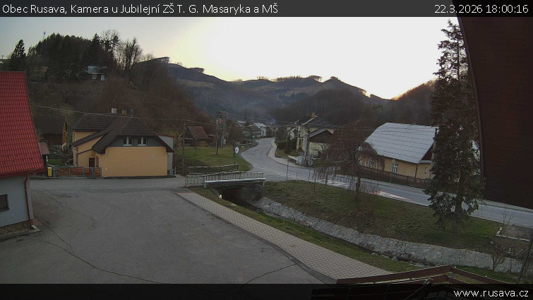 Obec Rusava - Kamera u Jubilejní ZŠ T. G. Masaryka a MŠ - 22.3.2026 v 18:00