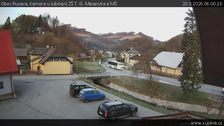 Obec Rusava - Kamera u Jubilejní ZŠ T. G. Masaryka a MŠ - 23.3.2026 v 06:00