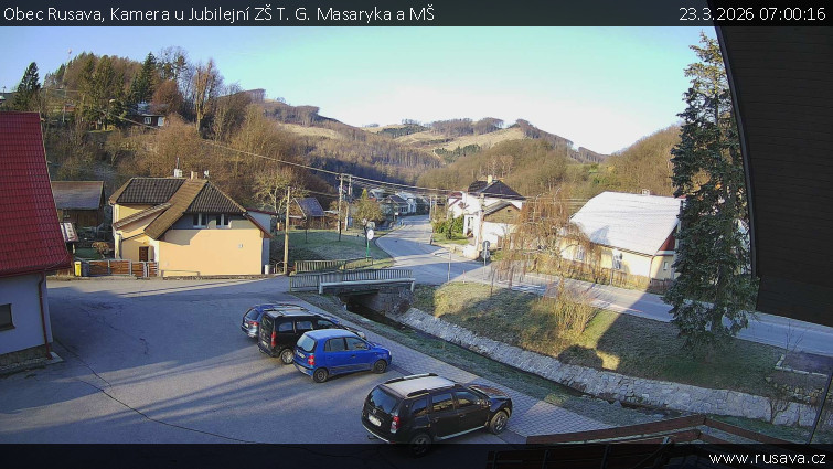 Obec Rusava - Kamera u Jubilejní ZŠ T. G. Masaryka a MŠ - 23.3.2026 v 07:00