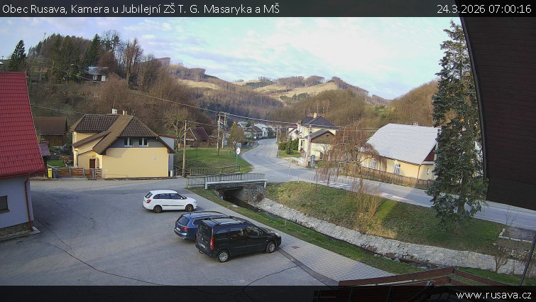 Obec Rusava - Kamera u Jubilejní ZŠ T. G. Masaryka a MŠ - 24.3.2026 v 07:00