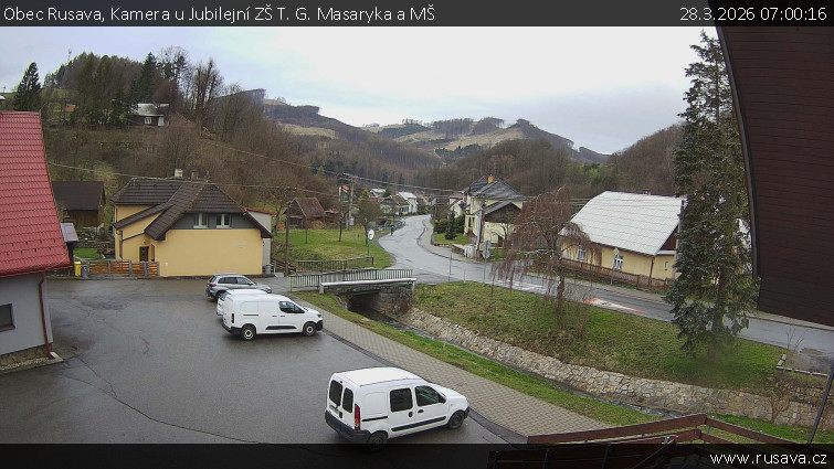 Obec Rusava - Kamera u Jubilejní ZŠ T. G. Masaryka a MŠ - 28.3.2026 v 07:00