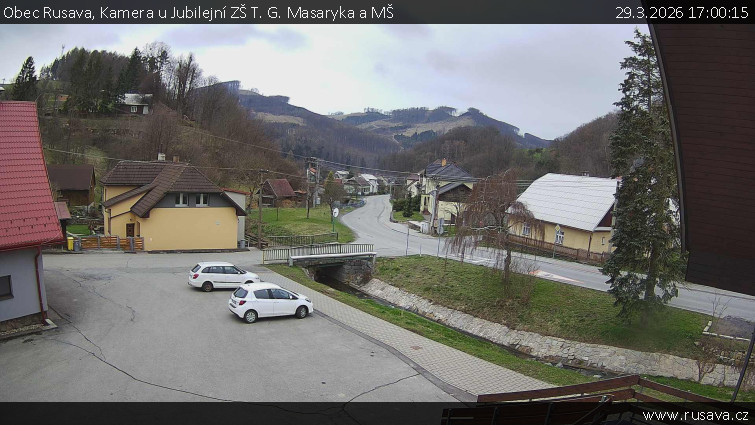 Obec Rusava - Kamera u Jubilejní ZŠ T. G. Masaryka a MŠ - 29.3.2026 v 17:00
