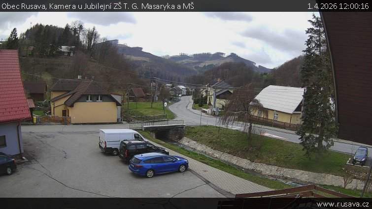 Obec Rusava - Kamera u Jubilejní ZŠ T. G. Masaryka a MŠ - 1.4.2026 v 12:00