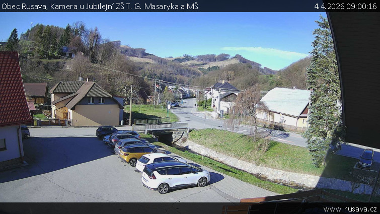 Obec Rusava - Kamera u Jubilejní ZŠ T. G. Masaryka a MŠ - 4.4.2026 v 09:00