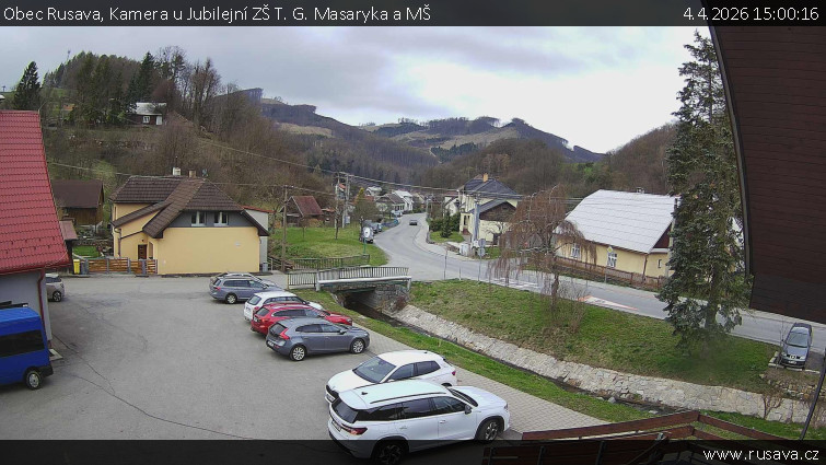 Obec Rusava - Kamera u Jubilejní ZŠ T. G. Masaryka a MŠ - 4.4.2026 v 15:00