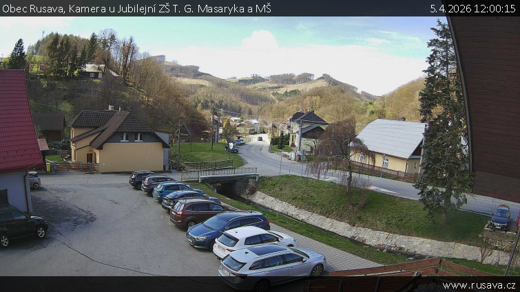 Obec Rusava - Kamera u Jubilejní ZŠ T. G. Masaryka a MŠ - 5.4.2026 v 12:00