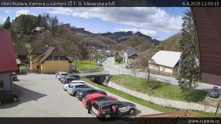 Obec Rusava - Kamera u Jubilejní ZŠ T. G. Masaryka a MŠ - 6.4.2026 v 12:00