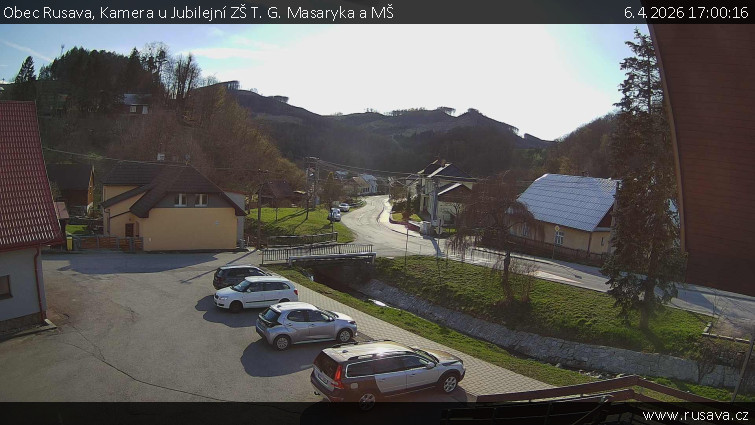 Obec Rusava - Kamera u Jubilejní ZŠ T. G. Masaryka a MŠ - 6.4.2026 v 17:00