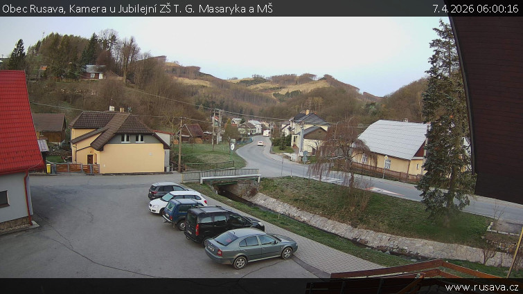 Obec Rusava - Kamera u Jubilejní ZŠ T. G. Masaryka a MŠ - 7.4.2026 v 06:00