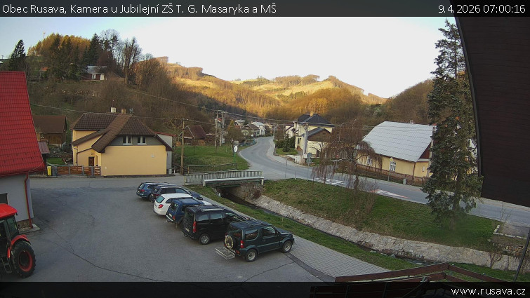Obec Rusava - Kamera u Jubilejní ZŠ T. G. Masaryka a MŠ - 9.4.2026 v 07:00