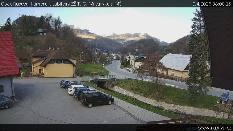 Obec Rusava - Kamera u Jubilejní ZŠ T. G. Masaryka a MŠ - 9.4.2026 v 08:00