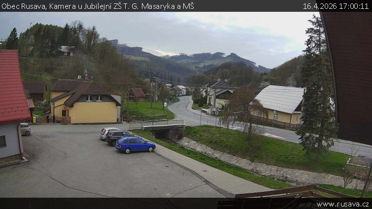 Obec Rusava - Kamera u Jubilejní ZŠ T. G. Masaryka a MŠ - 16.4.2026 v 17:00