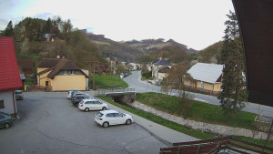 Obec Rusava - Kamera u Jubilejní ZŠ T. G. Masaryka a MŠ - 19.4.2026 v 06:00