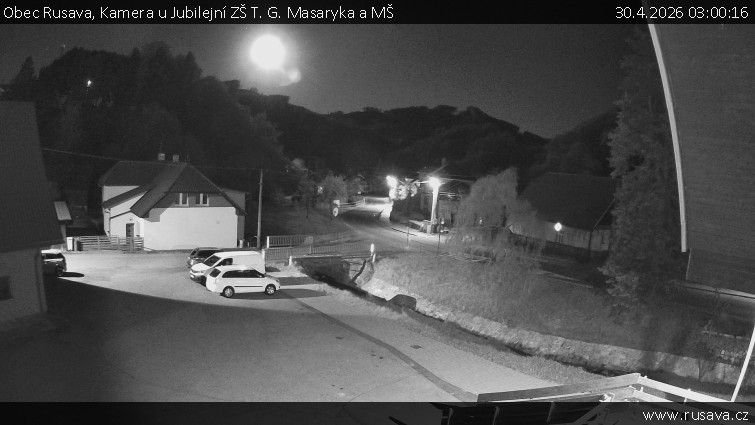 Obec Rusava - Kamera u Jubilejní ZŠ T. G. Masaryka a MŠ - 30.4.2026 v 03:00