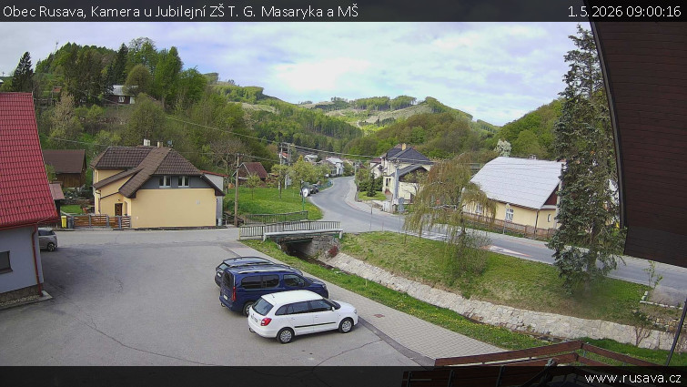 Obec Rusava - Kamera u Jubilejní ZŠ T. G. Masaryka a MŠ - 1.5.2026 v 09:00