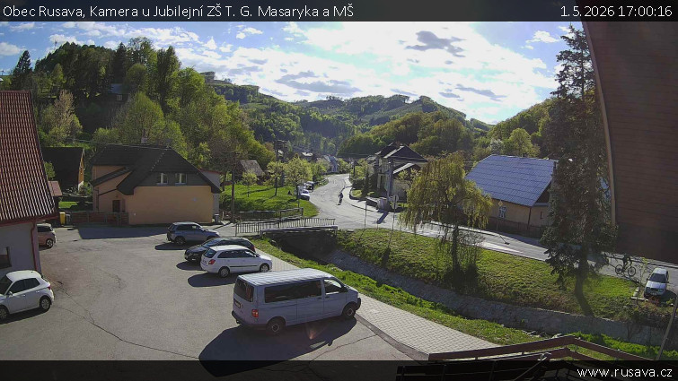 Obec Rusava - Kamera u Jubilejní ZŠ T. G. Masaryka a MŠ - 1.5.2026 v 17:00