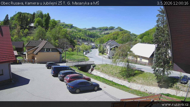 Obec Rusava - Kamera u Jubilejní ZŠ T. G. Masaryka a MŠ - 3.5.2026 v 12:00