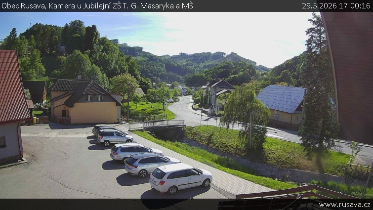 Obec Rusava - Kamera u Jubilejní ZŠ T. G. Masaryka a MŠ - 29.5.2026 v 17:00