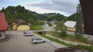 Obec Rusava - Kamera u Jubilejní ZŠ T. G. Masaryka a MŠ - 30.5.2026 v 06:00 Obec Rusava - Kamera u Jubilejní ZŠ T. G. Masaryka a MŠ - 30.5.2026 v 06:00