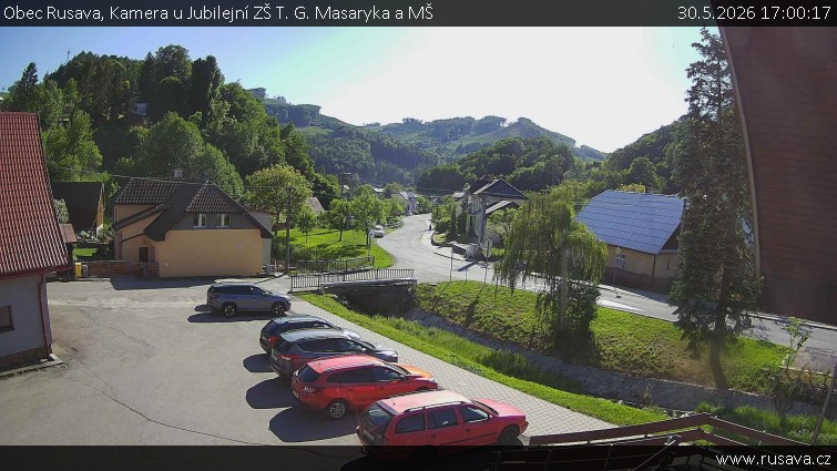 Obec Rusava - Kamera u Jubilejní ZŠ T. G. Masaryka a MŠ - 30.5.2026 v 17:00