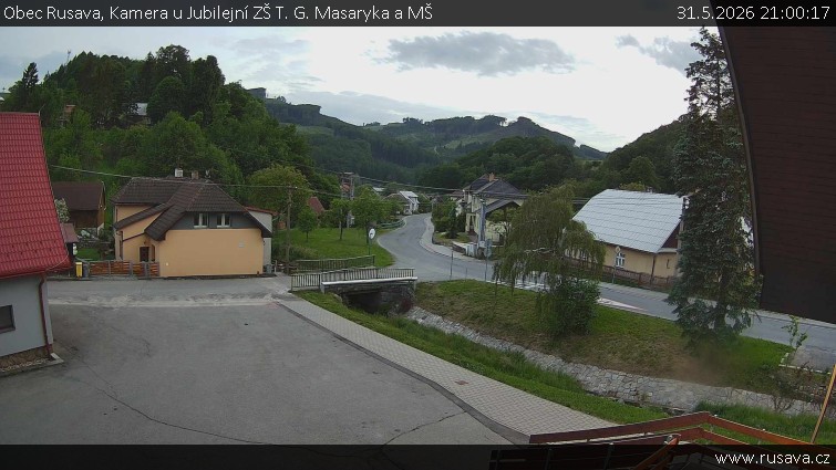 Obec Rusava - Kamera u Jubilejní ZŠ T. G. Masaryka a MŠ - 31.5.2026 v 21:00