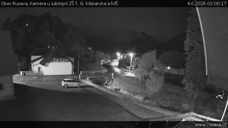 Obec Rusava - Kamera u Jubilejní ZŠ T. G. Masaryka a MŠ - 4.6.2026 v 03:00