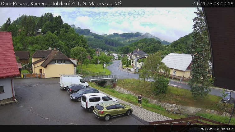 Obec Rusava - Kamera u Jubilejní ZŠ T. G. Masaryka a MŠ - 4.6.2026 v 08:00