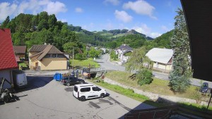 Obec Rusava - Kamera u Jubilejní ZŠ T. G. Masaryka a MŠ - 4.6.2026 v 09:00