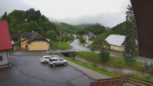 Obec Rusava - Kamera u Jubilejní ZŠ T. G. Masaryka a MŠ - 13.6.2026 v 07:00