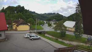 Obec Rusava - Kamera u Jubilejní ZŠ T. G. Masaryka a MŠ - 14.6.2026 v 06:00