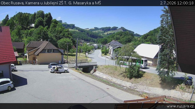 Obec Rusava - Kamera u Jubilejní ZŠ T. G. Masaryka a MŠ - 2.7.2026 v 12:00