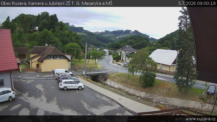 Obec Rusava - Kamera u Jubilejní ZŠ T. G. Masaryka a MŠ - 5.7.2026 v 09:00