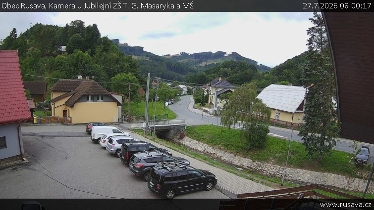 Obec Rusava - Kamera u Jubilejní ZŠ T. G. Masaryka a MŠ - 27.7.2026 v 08:00