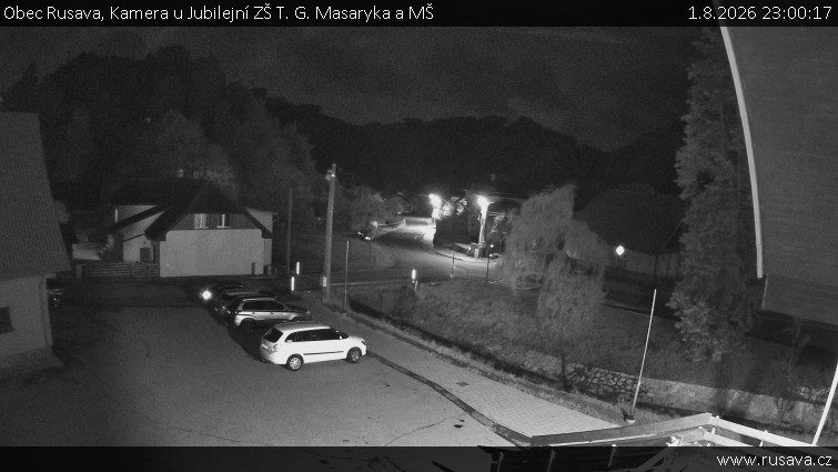 Obec Rusava - Kamera u Jubilejní ZŠ T. G. Masaryka a MŠ - 1.8.2026 v 23:00