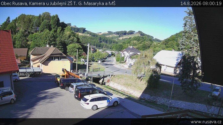 Obec Rusava - Kamera u Jubilejní ZŠ T. G. Masaryka a MŠ - 14.8.2026 v 08:00
