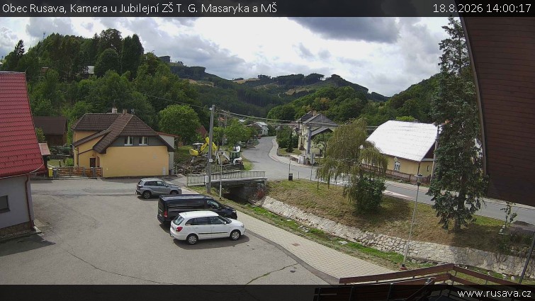 Obec Rusava - Kamera u Jubilejní ZŠ T. G. Masaryka a MŠ - 18.8.2026 v 14:00