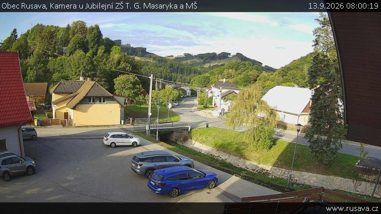 Obec Rusava - Kamera u Jubilejní ZŠ T. G. Masaryka a MŠ - 13.9.2026 v 08:00