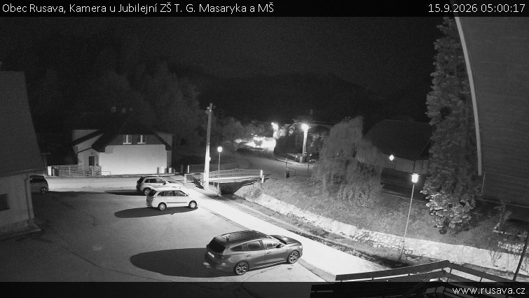 Obec Rusava - Kamera u Jubilejní ZŠ T. G. Masaryka a MŠ - 15.9.2026 v 05:00