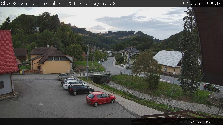 Obec Rusava - Kamera u Jubilejní ZŠ T. G. Masaryka a MŠ - 16.9.2026 v 19:00