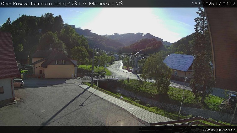 Obec Rusava - Kamera u Jubilejní ZŠ T. G. Masaryka a MŠ - 18.9.2026 v 17:00