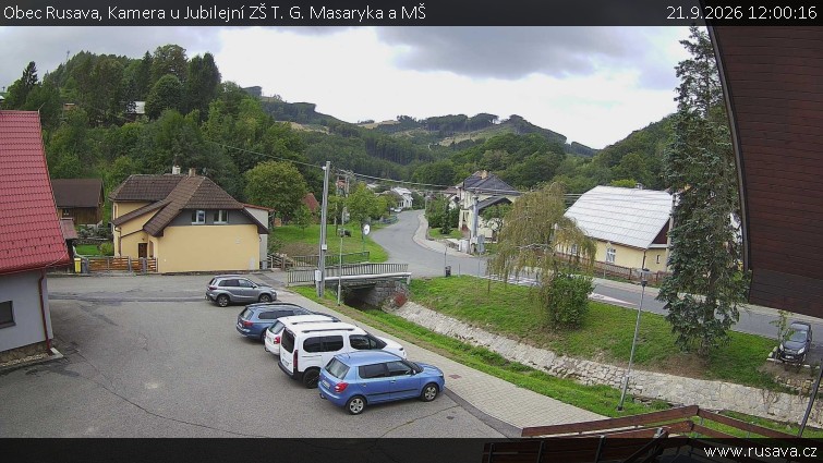 Obec Rusava - Kamera u Jubilejní ZŠ T. G. Masaryka a MŠ - 21.9.2026 v 12:00