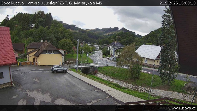 Obec Rusava - Kamera u Jubilejní ZŠ T. G. Masaryka a MŠ - 21.9.2026 v 16:00