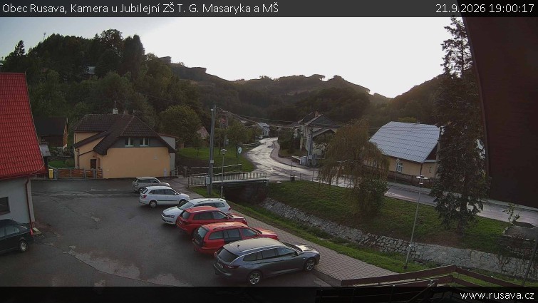 Obec Rusava - Kamera u Jubilejní ZŠ T. G. Masaryka a MŠ - 21.9.2026 v 19:00
