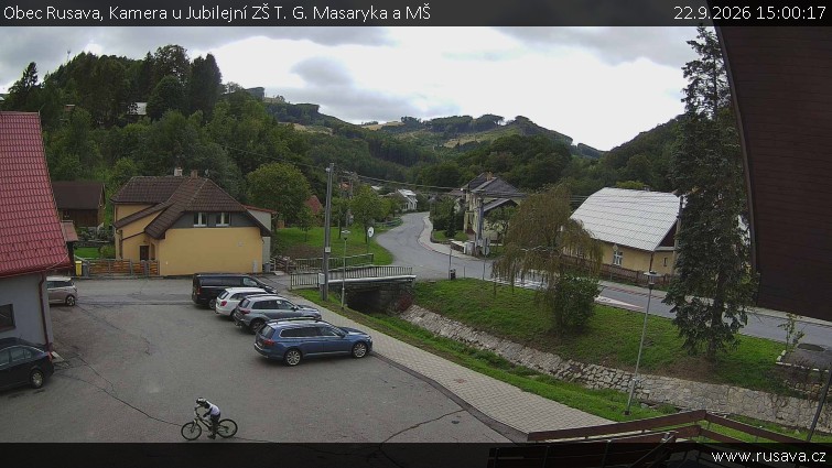 Obec Rusava - Kamera u Jubilejní ZŠ T. G. Masaryka a MŠ - 22.9.2026 v 15:00