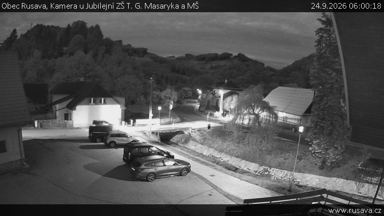 Obec Rusava - Kamera u Jubilejní ZŠ T. G. Masaryka a MŠ - 24.9.2026 v 06:00