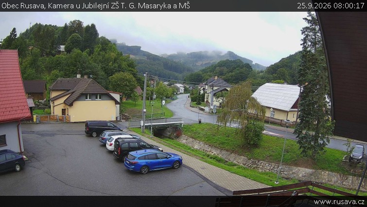 Obec Rusava - Kamera u Jubilejní ZŠ T. G. Masaryka a MŠ - 25.9.2026 v 08:00