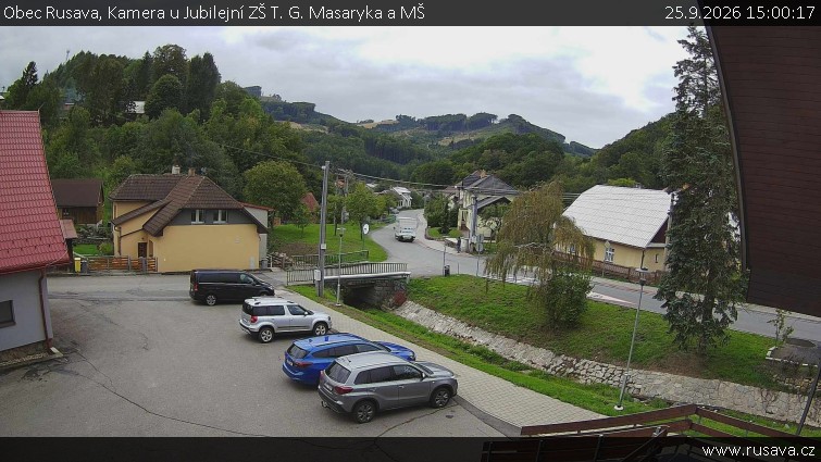 Obec Rusava - Kamera u Jubilejní ZŠ T. G. Masaryka a MŠ - 25.9.2026 v 15:00