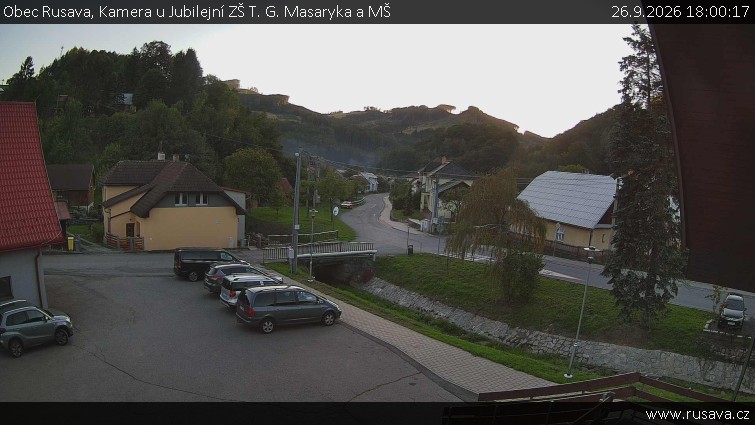 Obec Rusava - Kamera u Jubilejní ZŠ T. G. Masaryka a MŠ - 26.9.2026 v 18:00