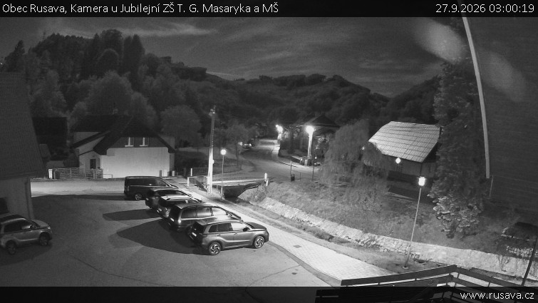 Obec Rusava - Kamera u Jubilejní ZŠ T. G. Masaryka a MŠ - 27.9.2026 v 03:00