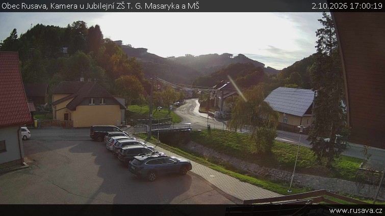 Obec Rusava - Kamera u Jubilejní ZŠ T. G. Masaryka a MŠ - 2.10.2026 v 17:00